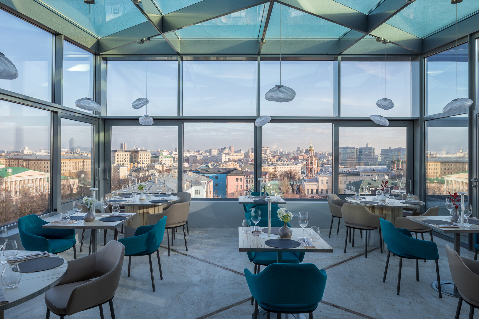Ресторан кристалл синопская набережная 10. Скай лаунж ресторан москва. Ресторан сахалин азимут смоленская. Ресторан 360 купол москва. Уайт рэббит ресторан москва.