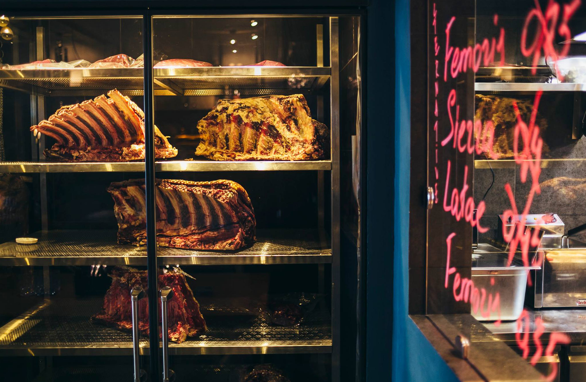 Max beef for money. Meat puppets bar. Max s beef. Кафе ресторан. Max s beef.