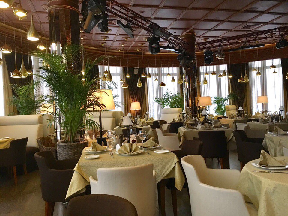 royal restaurant
